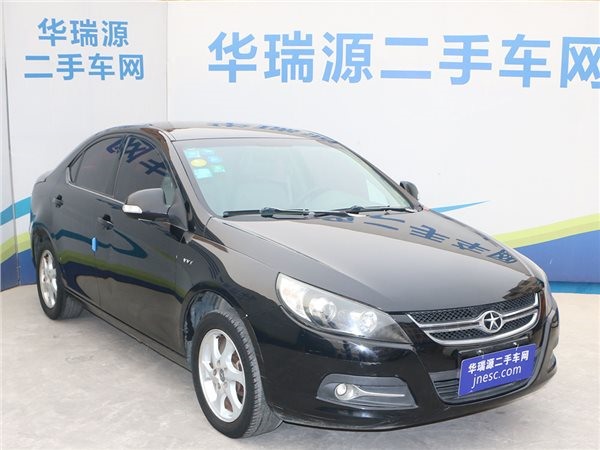1.8万的B级家用轿车 颜值爆表 2011挂牌 除去喷点漆其它没问题