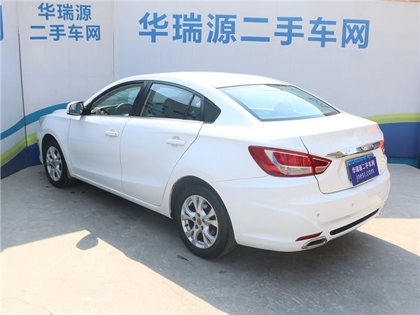 三万多买海马福美来M5 同级别性价比高 家庭代步