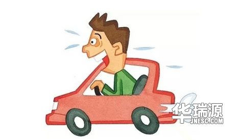 汽车忽然刹车失灵如何解决？怎么样将损失减少到最低？