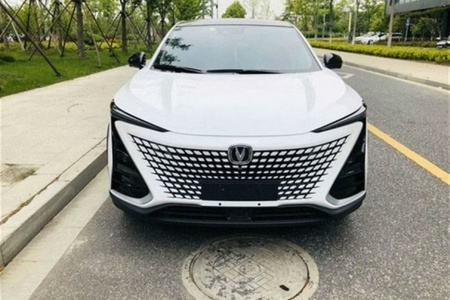 文山二手长安UNI二手T 2020款 1.5T 双离合 豪华型