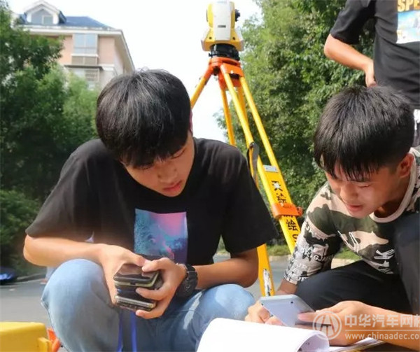 努力出奇迹，技校生也有大舞台