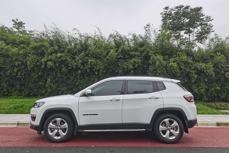 黄石二手Jeep指南者 2020款 220T 领先版